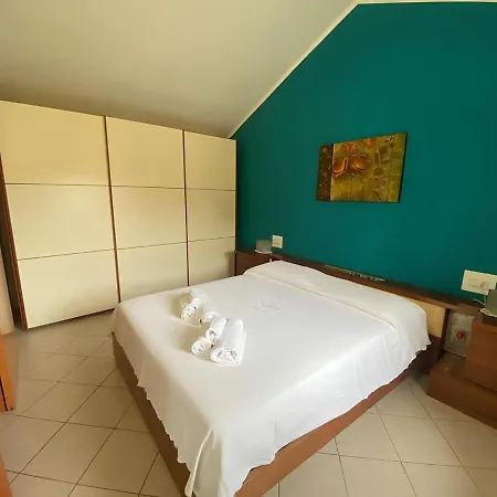 200m From The Sea With Parking * Àrbatax