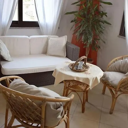 200m From The Sea With Parking Сasa de vacaciones *